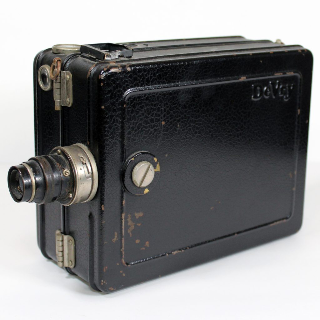 DeVry Standard Lunchbox camera no. 765