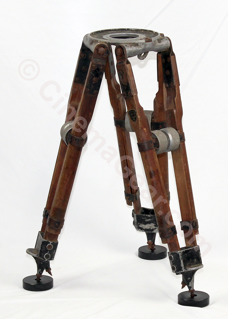 Mitchell short wooden tripod with Mitchell top